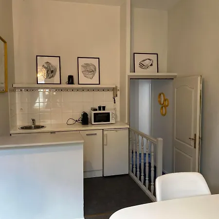 Nuit Celeste Bed & Breakfast